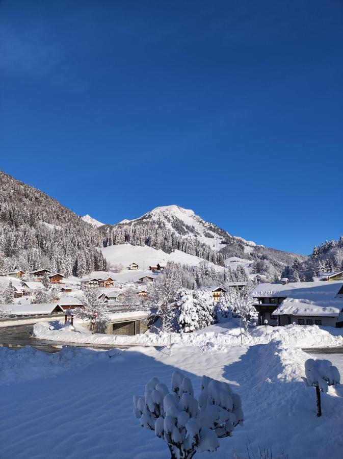 Gaestehaus Walpurga Russbach am Pass Gschütt Esterno foto